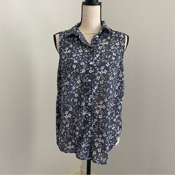 H&M Floral Sleeveless Button Down Shirt size 2 XS SlateBlue White Relaxed Blouse - Picture 1 of 11